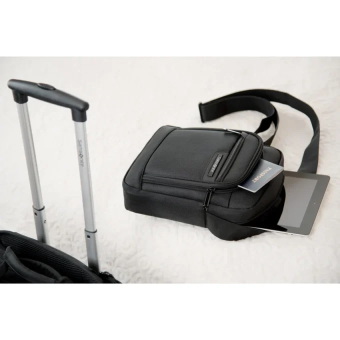 Classic Business 2.0 RFID-axelremsväska