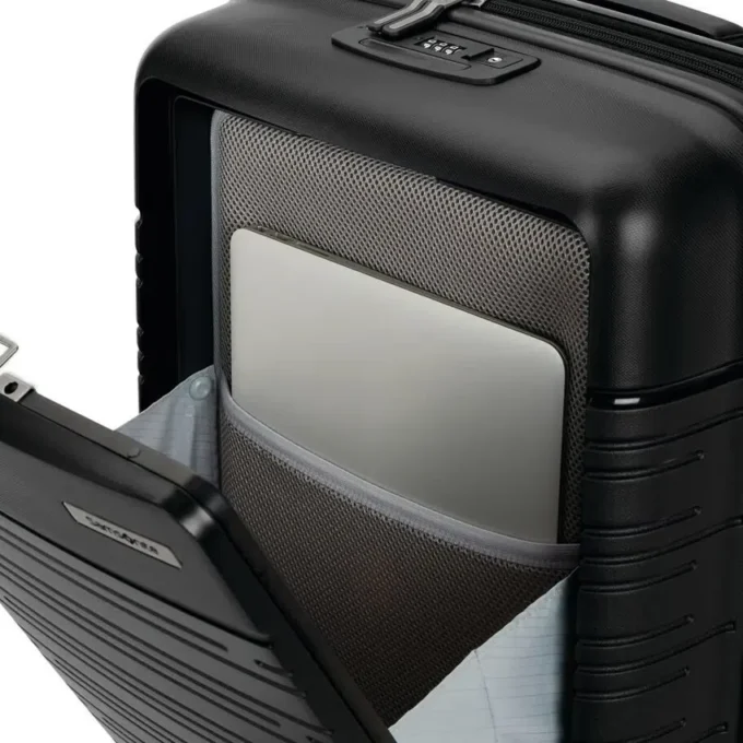 Elevation™ Plus Hard Side Kabinväskor Pro Spinner