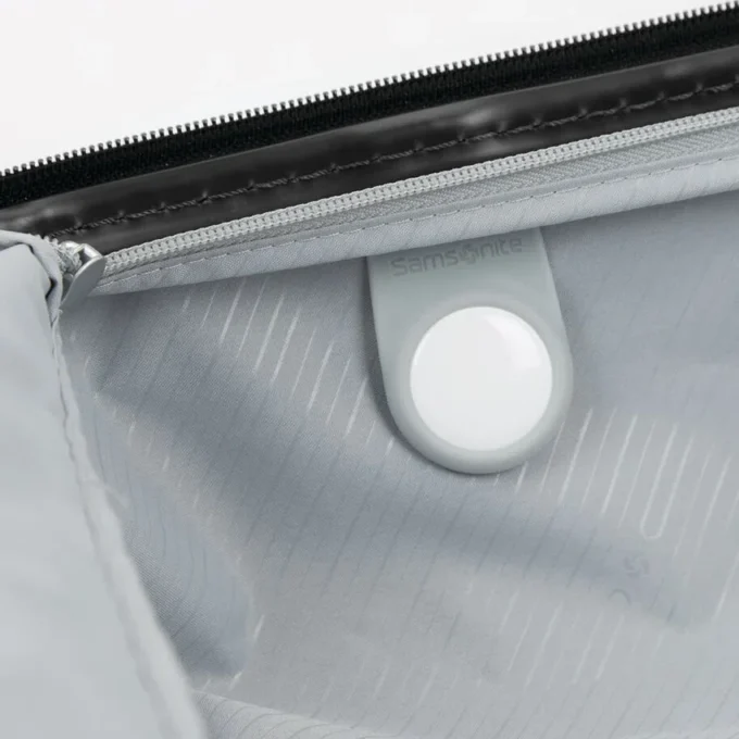 Elevation™ plus elevation™ plus hardside large spinner