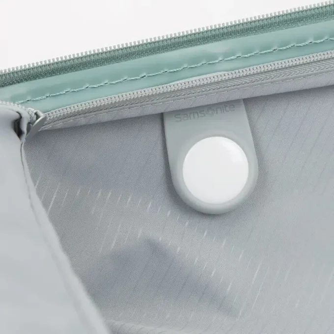 Elevation™ plus elevation™ plus hardside large spinner