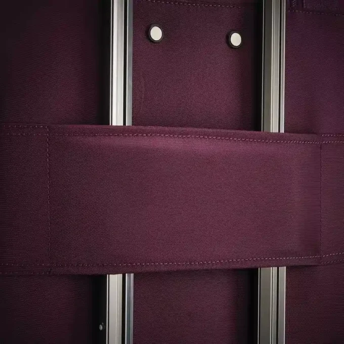 Spinner-väska för under sätet med USB-port