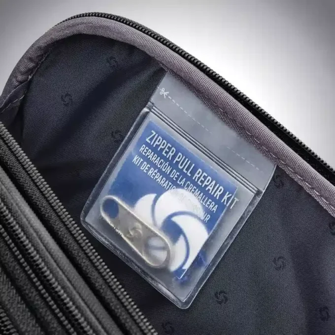 Theorym softside large spinner